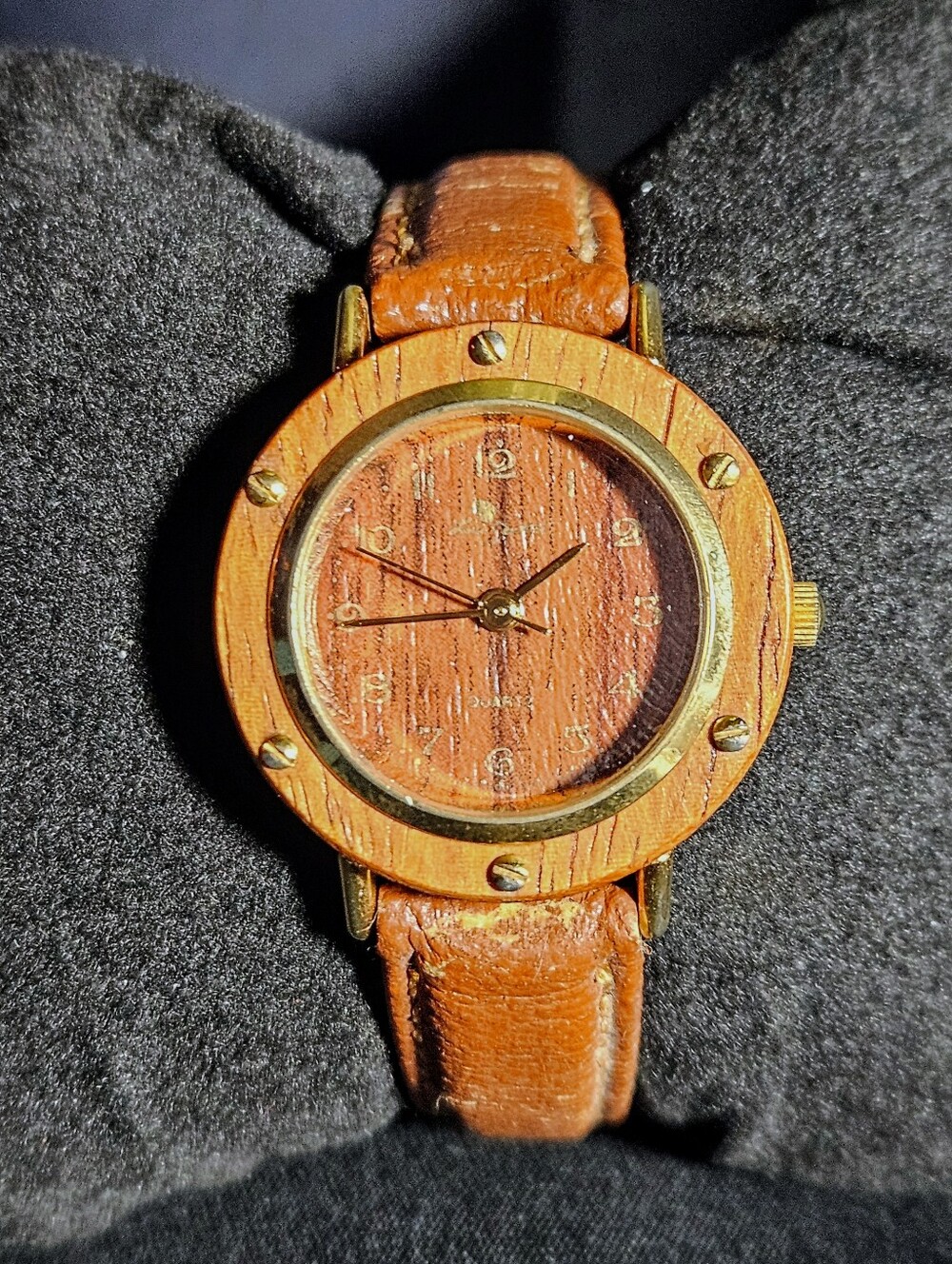 Luis Santini Wooden Analog Watch